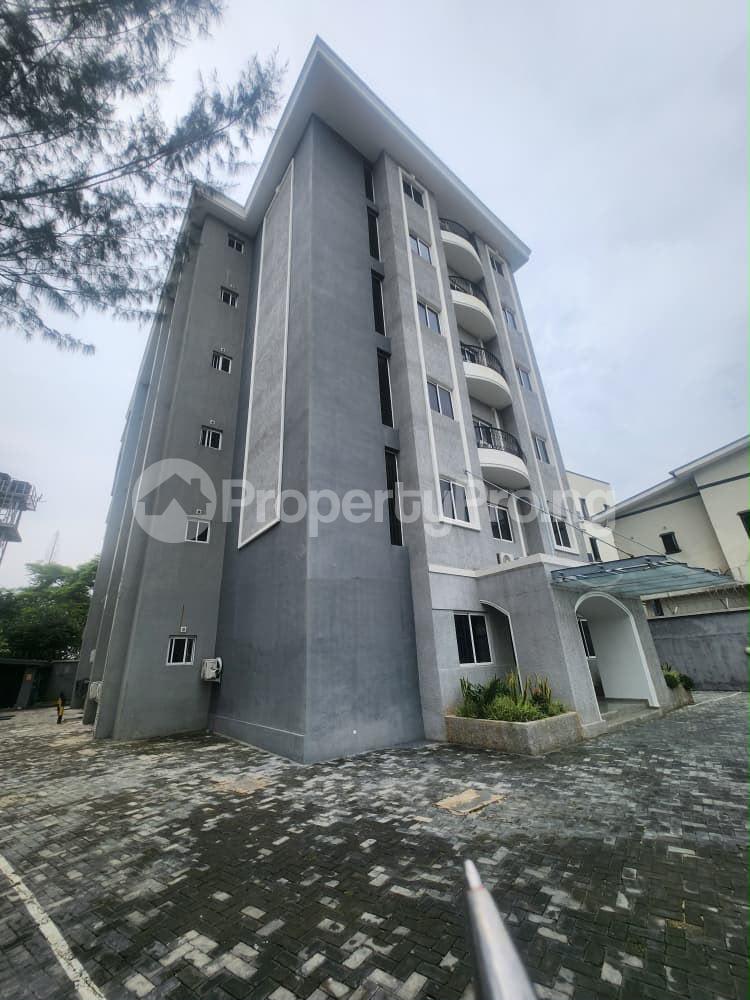 3 bedroom Flat / Apartment for rent Off Queens Drive Ikoyi Lagos