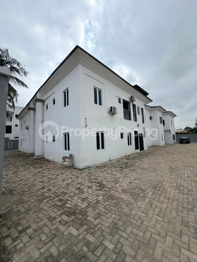 2 bedroom Flat / Apartment for sale Alpha Beach Road Lekki Lagos