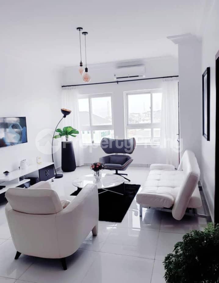 2 bedroom Flat / Apartment for shortlet   Lekki Phase 1 Lekki Lagos