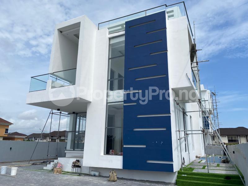 5 bedroom House for sale Secured Gated Estate Osapa london Lekki Lagos