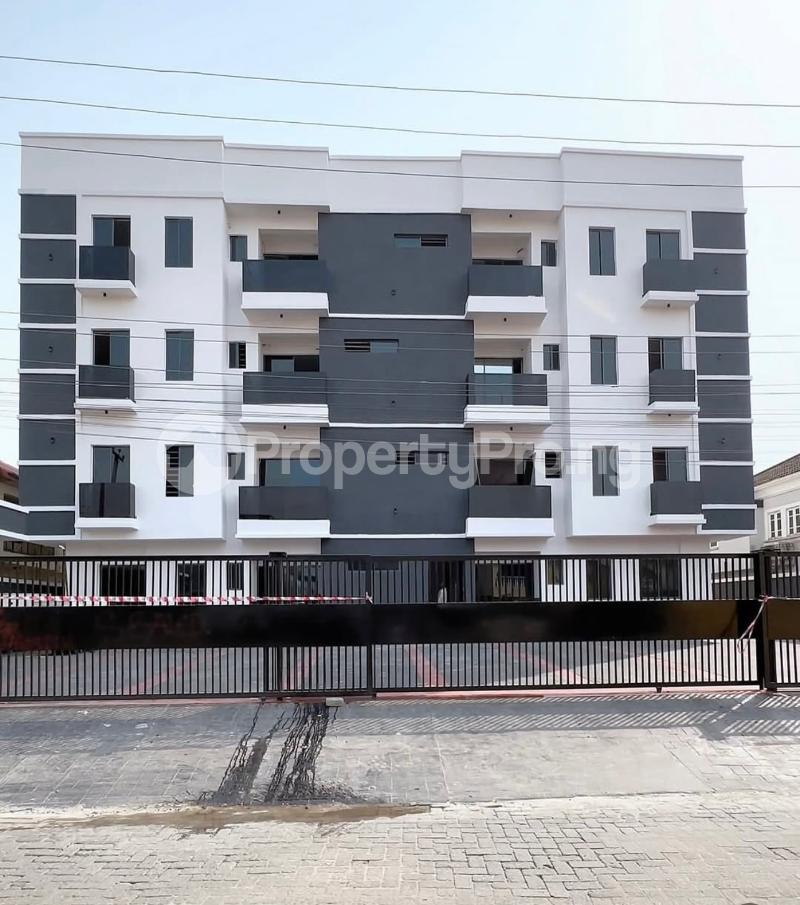 3 bedroom Flat / Apartment for sale Admiralty Way Lekki Phase 1 Lekki Lagos