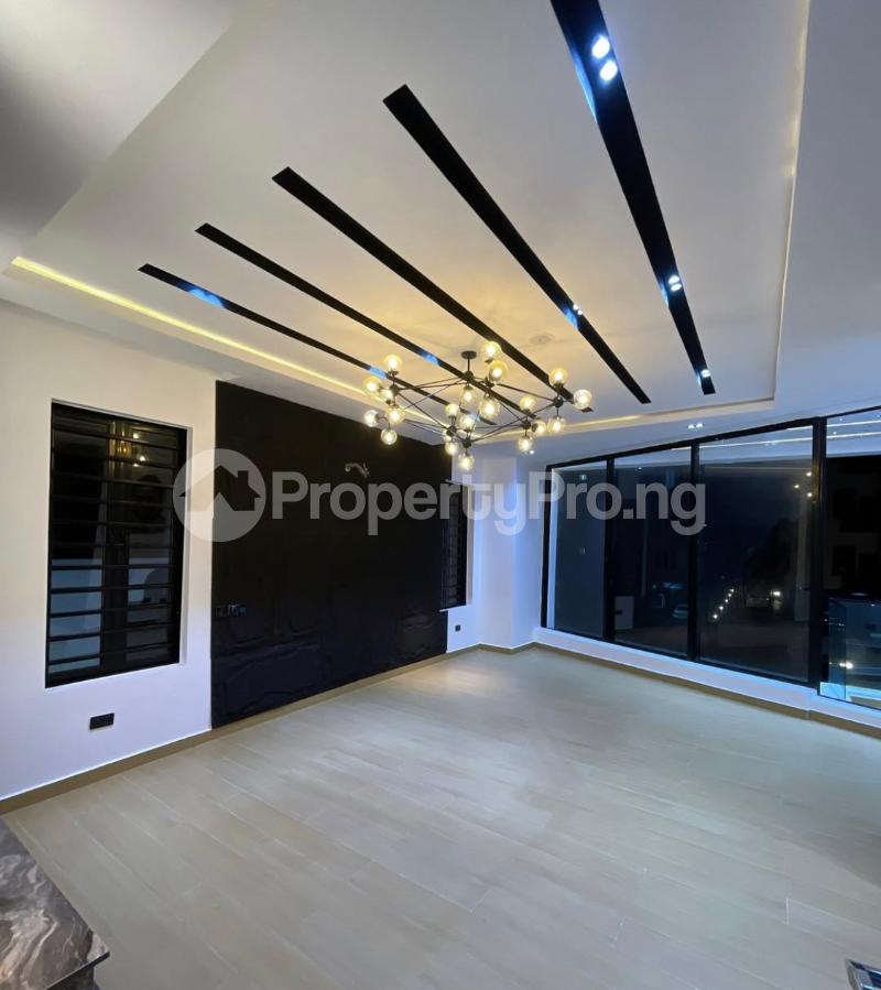 5 bedroom House for sale chevron Lekki Lagos