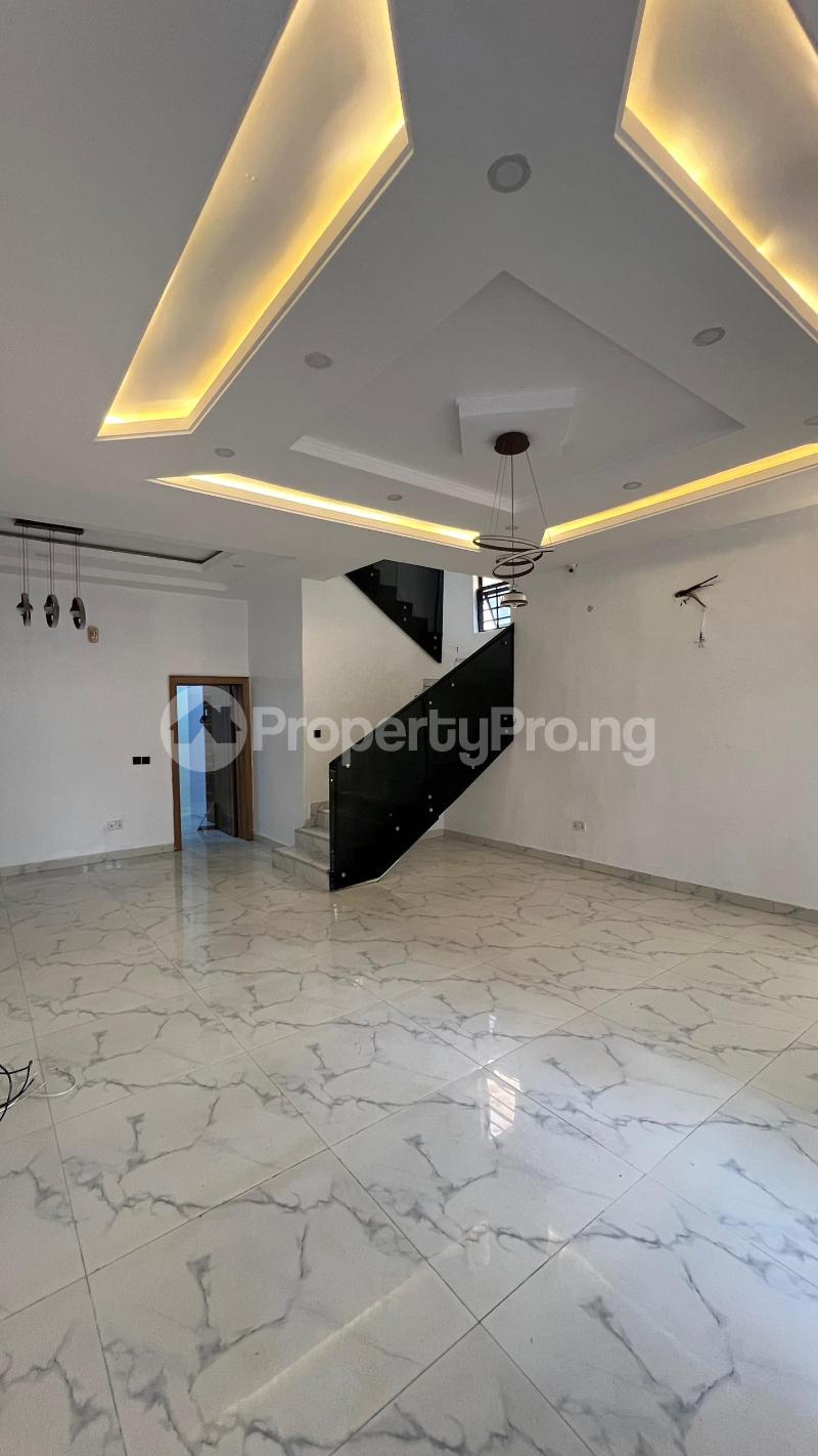 5 bedroom House for rent Ikate Lekki Lagos