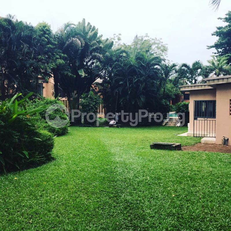 6 bedroom House for sale . Gerard road Ikoyi Lagos