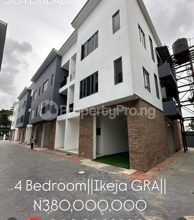 4 bedroom Flat / Apartment for sale Ikeja Lagos