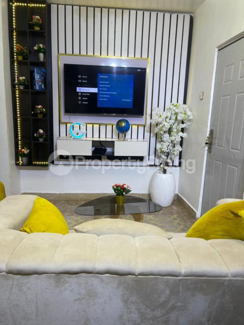 1 bedroom Flat / Apartment for rent Osapa London Lekki Phase 1 Lekki Lagos