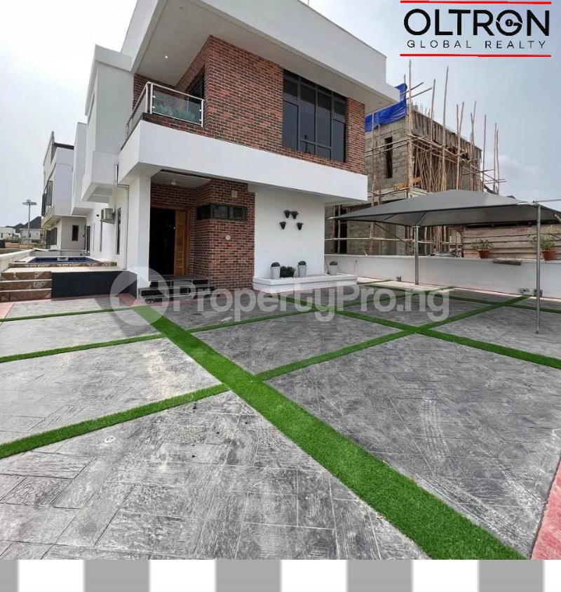 5 bedroom Flat / Apartment for sale Ikota Lekki Lagos