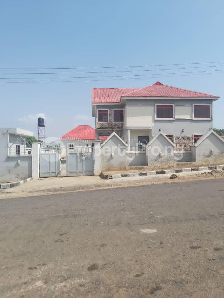House for rent Z Life Camp Abuja