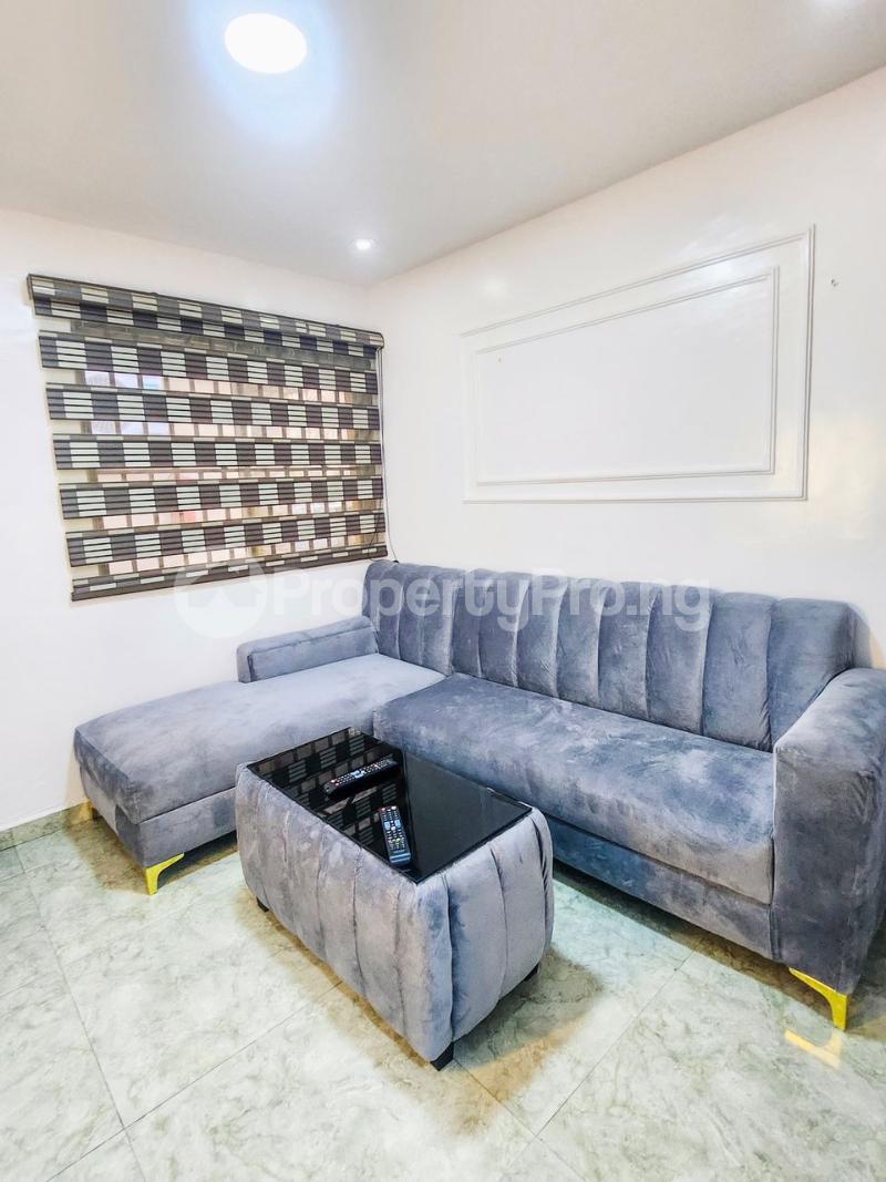 1 bedroom Flat / Apartment for shortlet Magodo GRA Phase 2 Kosofe/Ikosi Lagos