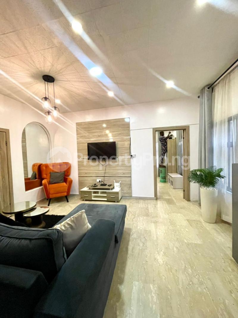 1 bedroom Flat / Apartment for shortlet Off Admiralty Lekki Phase 1 Lekki Lagos