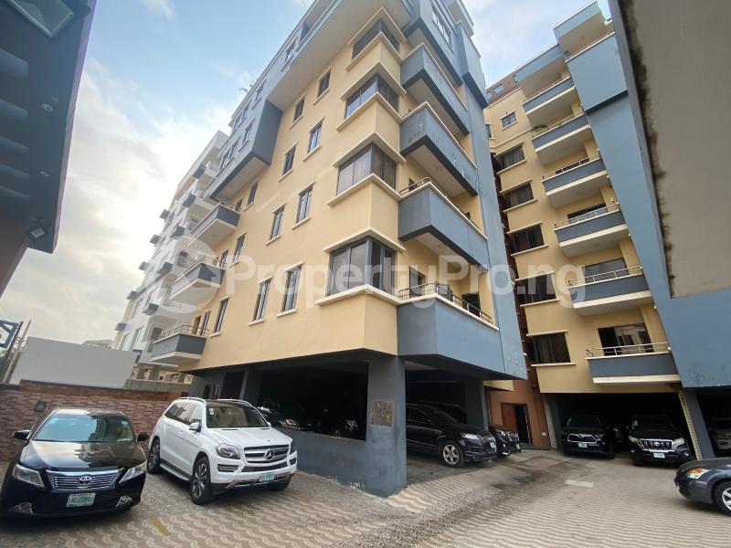 3 bedroom Flat / Apartment for rent ONIRU Victoria Island Lagos