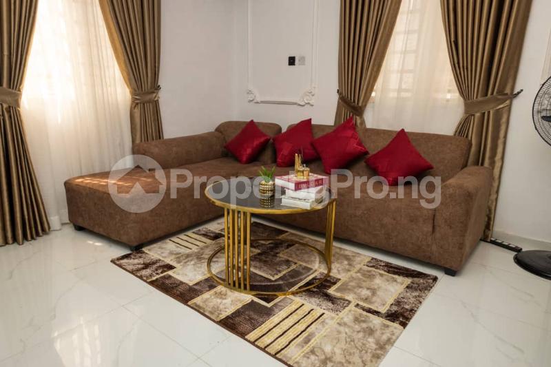 1 bedroom Flat / Apartment for shortlet Tejuosho Yaba Lagos