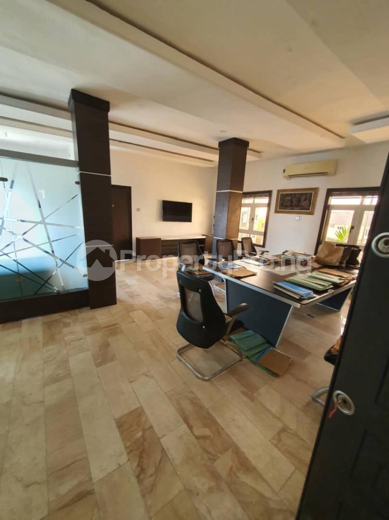 1 bedroom Flat / Apartment for rent ONIRU Victoria Island Lagos