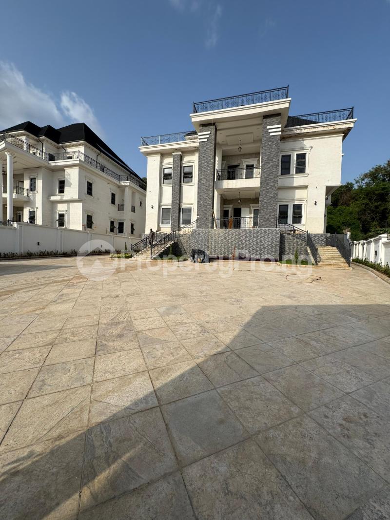10 bedroom House for sale  Maitama Abuja