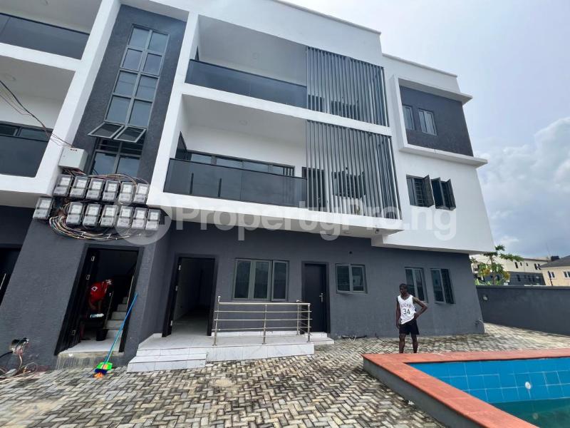 2 bedroom House for rent Abraham adesanya estate Ajah Lagos