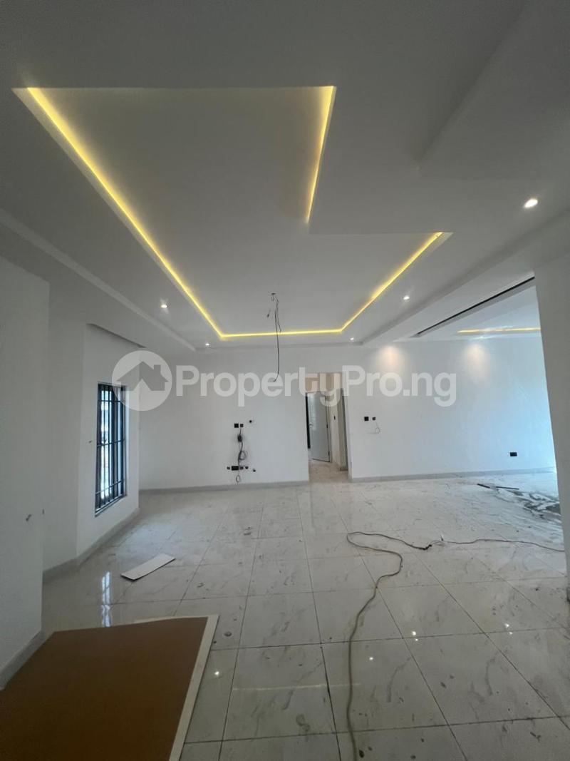 2 bedroom House for sale Guzape Abuja