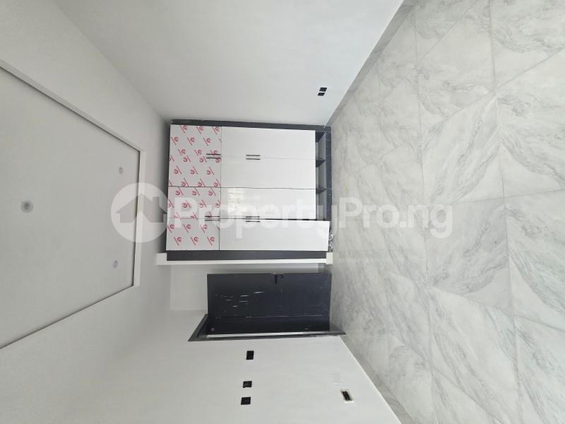 2 bedroom Flat / Apartment for sale Off Palace Road ONIRU Victoria Island Lagos
