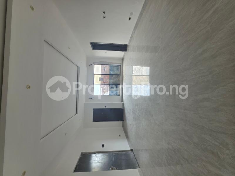 2 bedroom Flat / Apartment for sale Off Palace Road ONIRU Victoria Island Lagos