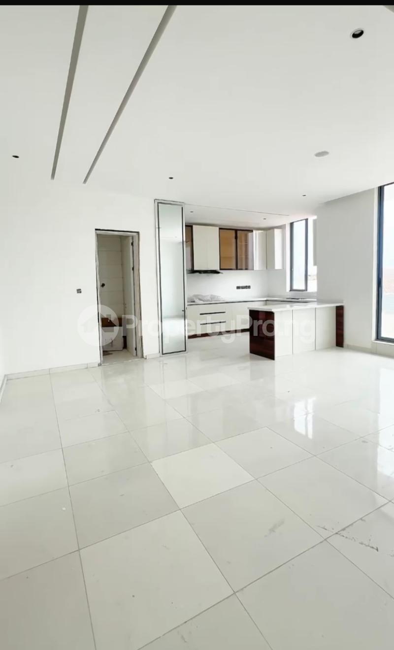 2 bedroom Flat / Apartment for sale ONIRU Victoria Island Lagos - 0