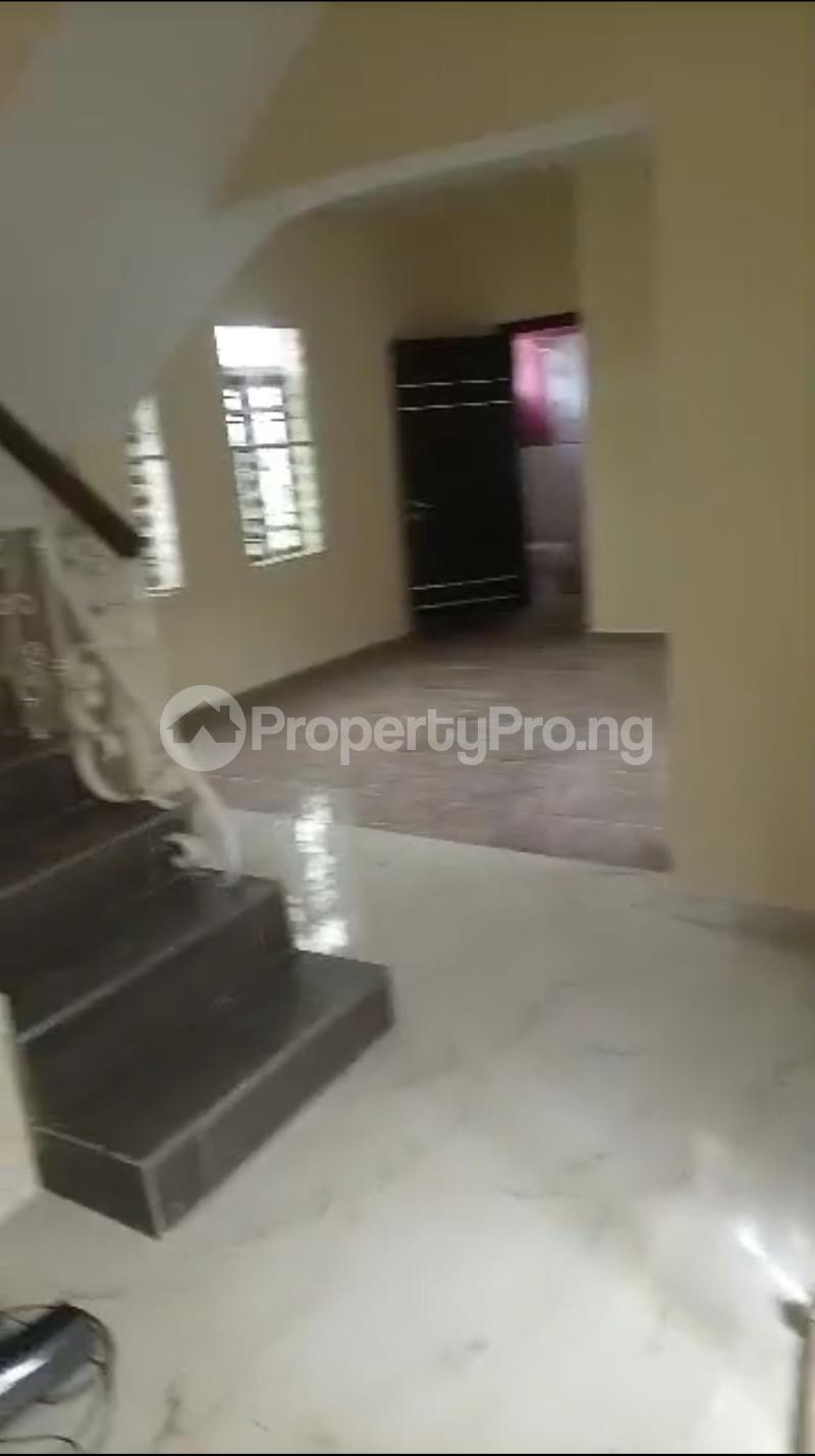 2 bedroom Flat / Apartment for rent Mafoluku Oshodi Lagos