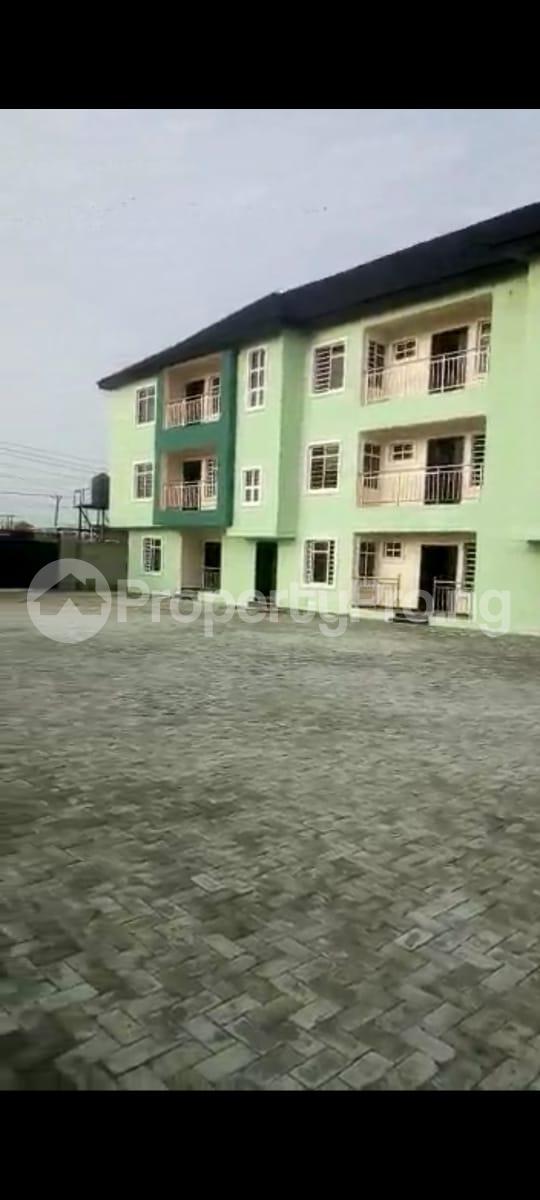 2 bedroom Flat / Apartment for rent Off Dominos Road, Abraham adesanya estate Ajah Lagos