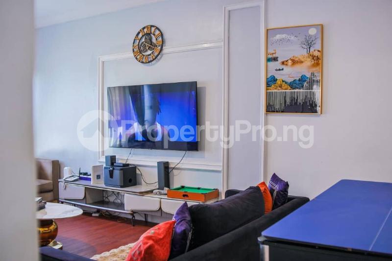 2 bedroom House for rent Off Admiralty Way Lekki Phase 1 Lekki Lagos