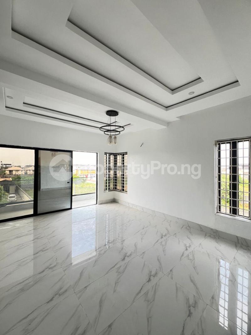 2 bedroom House for rent Mini Estate, Lekki Scheme 2 Ajah Lagos