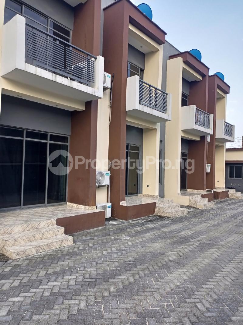 2 bedroom House for rent Close To Sky Shopping Mall Sangotedo Ajah Lagos