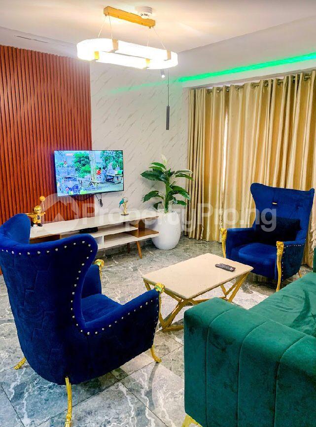 2 bedroom Flat / Apartment for shortlet Magodo GRA Phase 2 Kosofe/Ikosi Lagos - 3