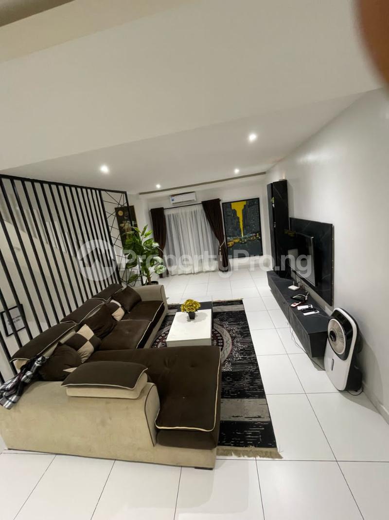 2 bedroom House for sale Ikate Lekki Lagos