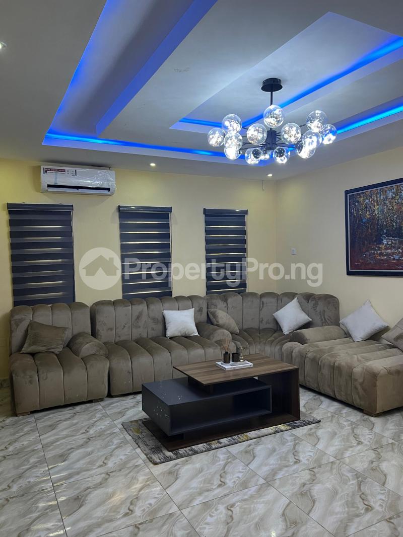 2 bedroom Flat / Apartment for shortlet Mende Maryland Lagos