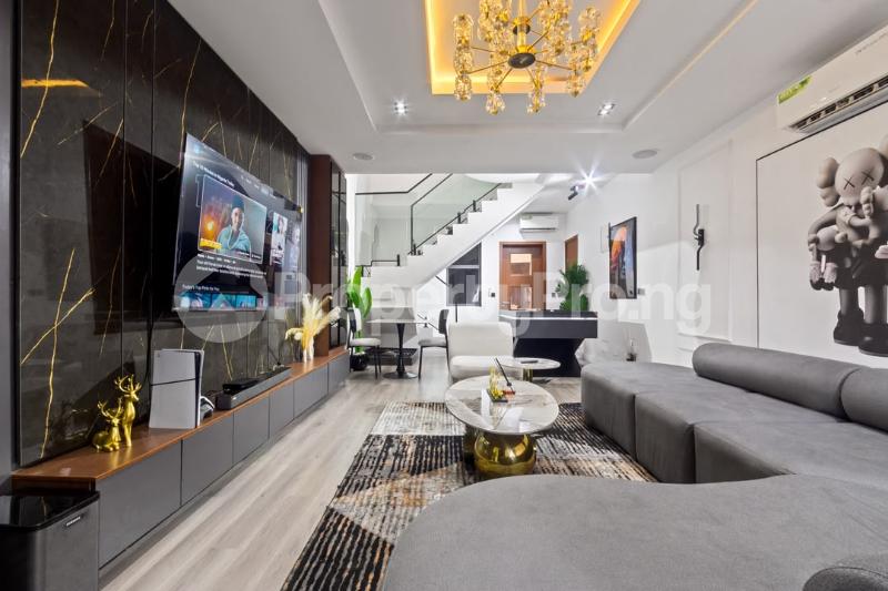 2 bedroom House for shortlet Lekki Phase 1 Lekki Lagos