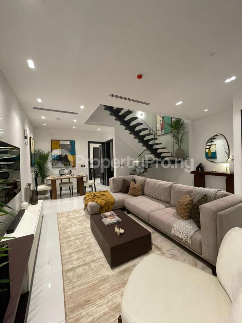 2 bedroom House for shortlet Phase 1 Lekki Lagos