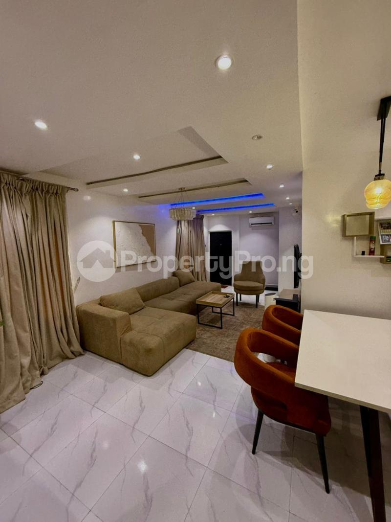 2 bedroom Flat / Apartment for shortlet Alagomeji Yaba Lagos