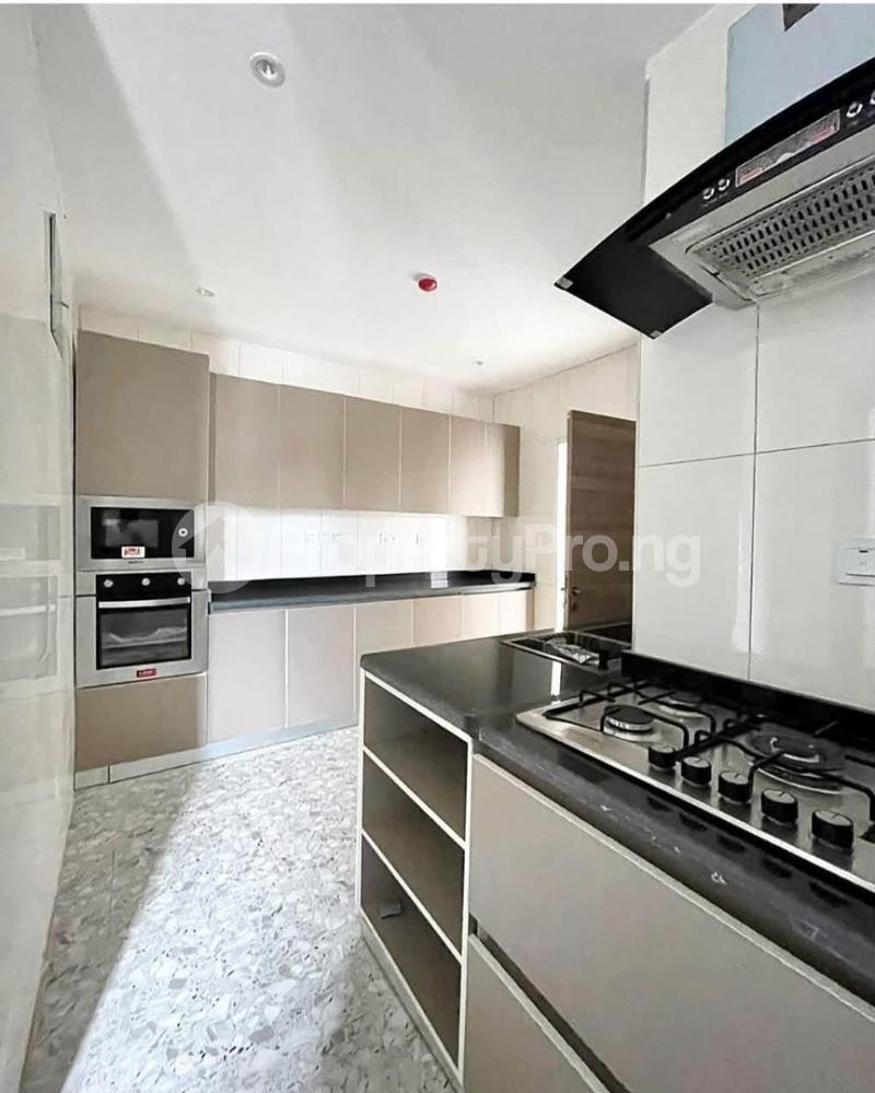 3 bedroom Flat / Apartment for sale Lekki Lagos