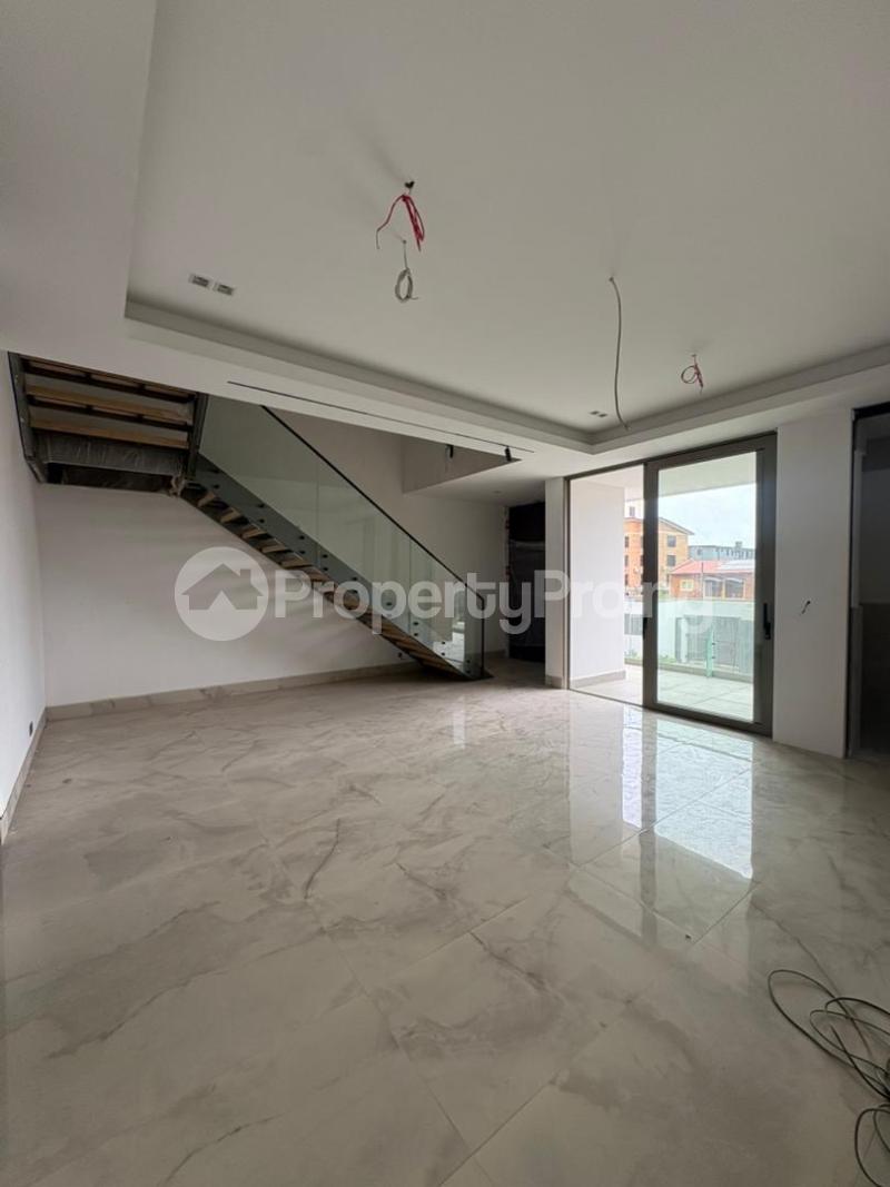 3 bedroom House for rent Lekki Phase 1 (right Side), Lekki Lekki Phase 1 Lekki Lagos