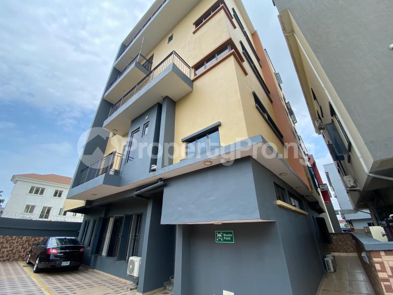 3 bedroom Flat / Apartment for rent ONIRU Victoria Island Lagos