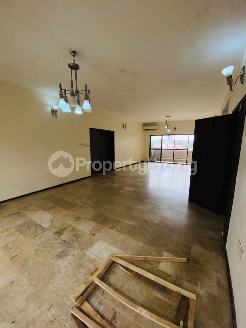 3 bedroom Flat / Apartment for rent Adeola Odeku Victoria Island Lagos