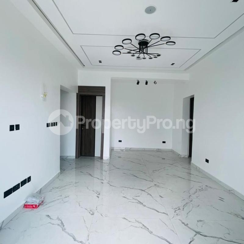 3 bedroom Flat / Apartment for sale Lekki Phase 1, Lagos Lekki Phase 1 Lekki Lagos