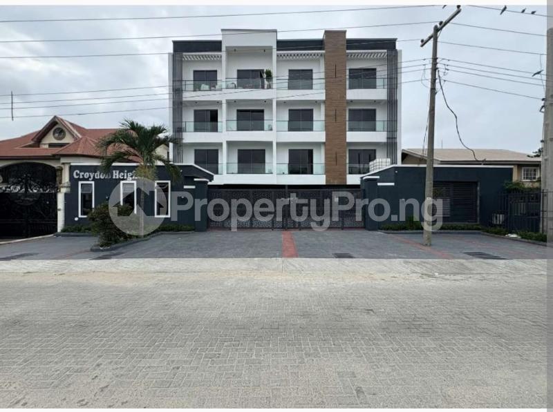 3 bedroom Flat / Apartment for sale Lekki Phase 1 Lekki Lagos