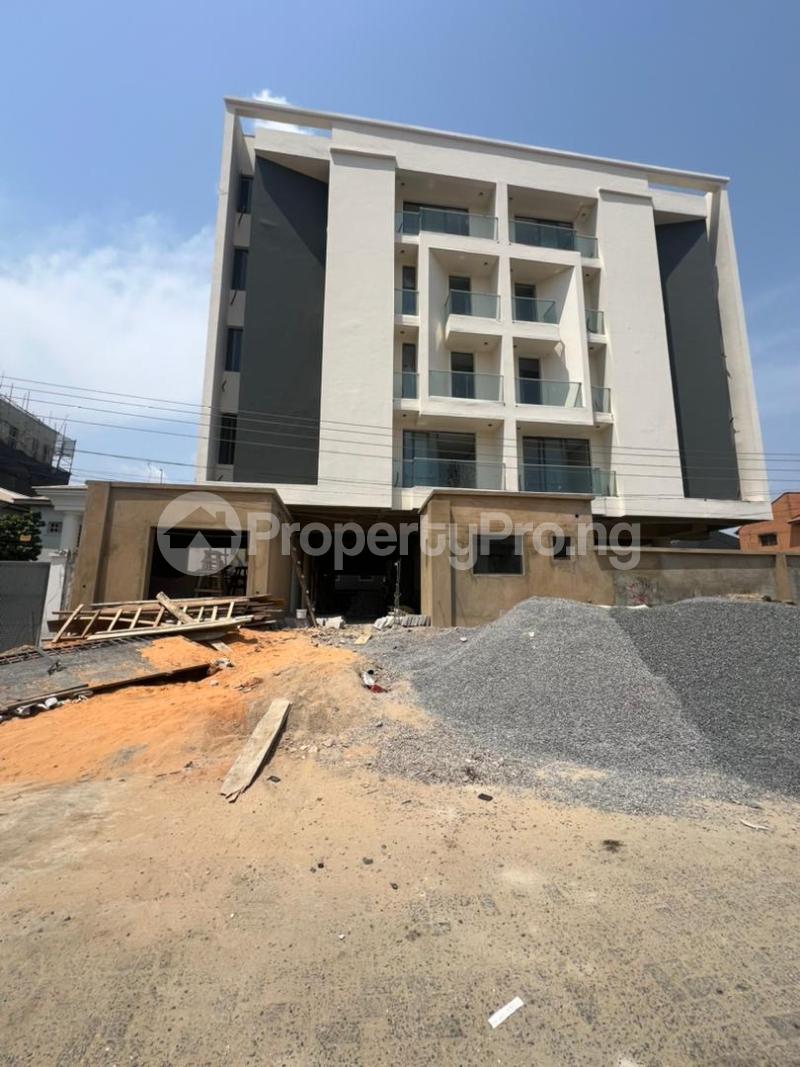 3 bedroom Flat / Apartment for sale Lekki Lagos