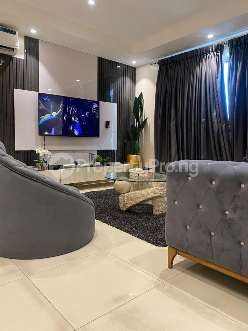 3 bedroom Flat / Apartment for shortlet Bluewaters ONIRU Victoria Island Lagos