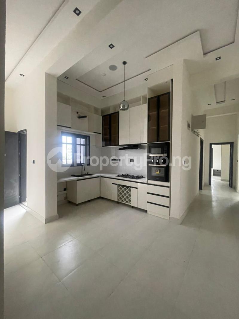 3 bedroom Flat / Apartment for sale Freedom Way Lekki Phase 1 Lekki Phase 1 Lekki Lagos - 3