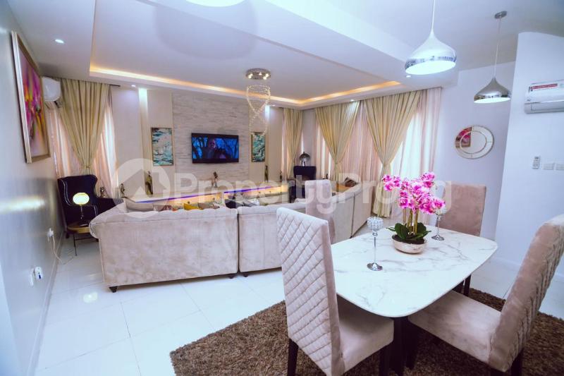 3 bedroom Flat / Apartment for shortlet Osapa london Lekki Lagos