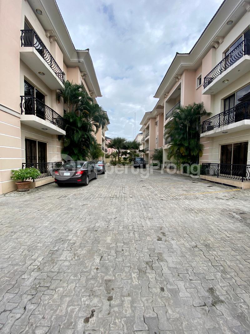 3 bedroom Flat / Apartment for rent Parkview Estate Ikoyi Lagos - 0