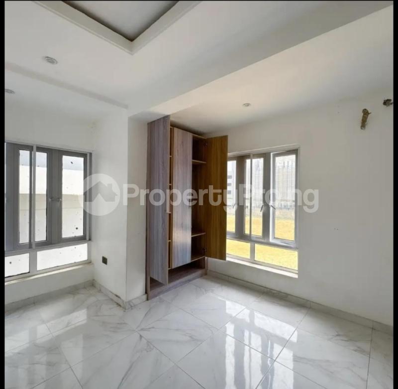 3 bedroom Flat / Apartment for rent Secured Call Estate Lekki Phase 1 Lekki Lagos