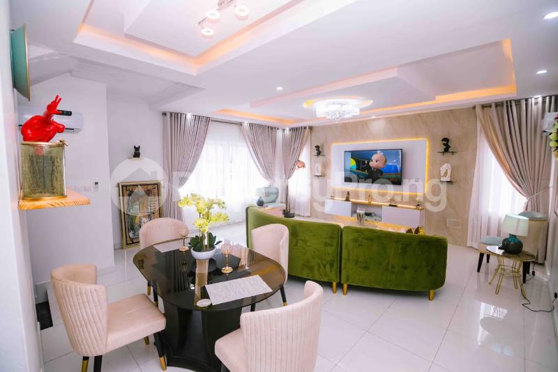 3 bedroom Flat / Apartment for shortlet Osapa london Lekki Lagos