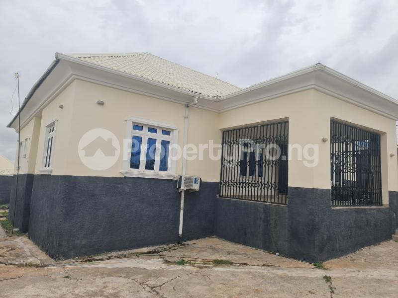 3 bedroom House for rent Von Road Airport Road Lugbe Abuja