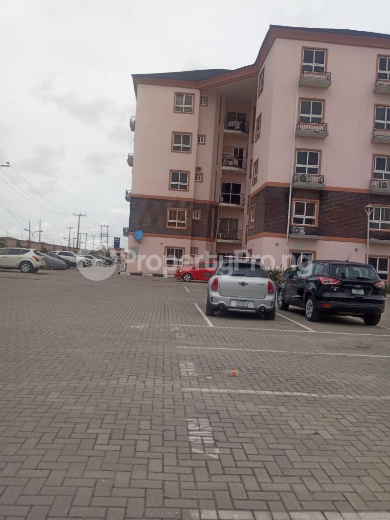 3 bedroom Flat / Apartment for rent Osapa london Lekki Lagos