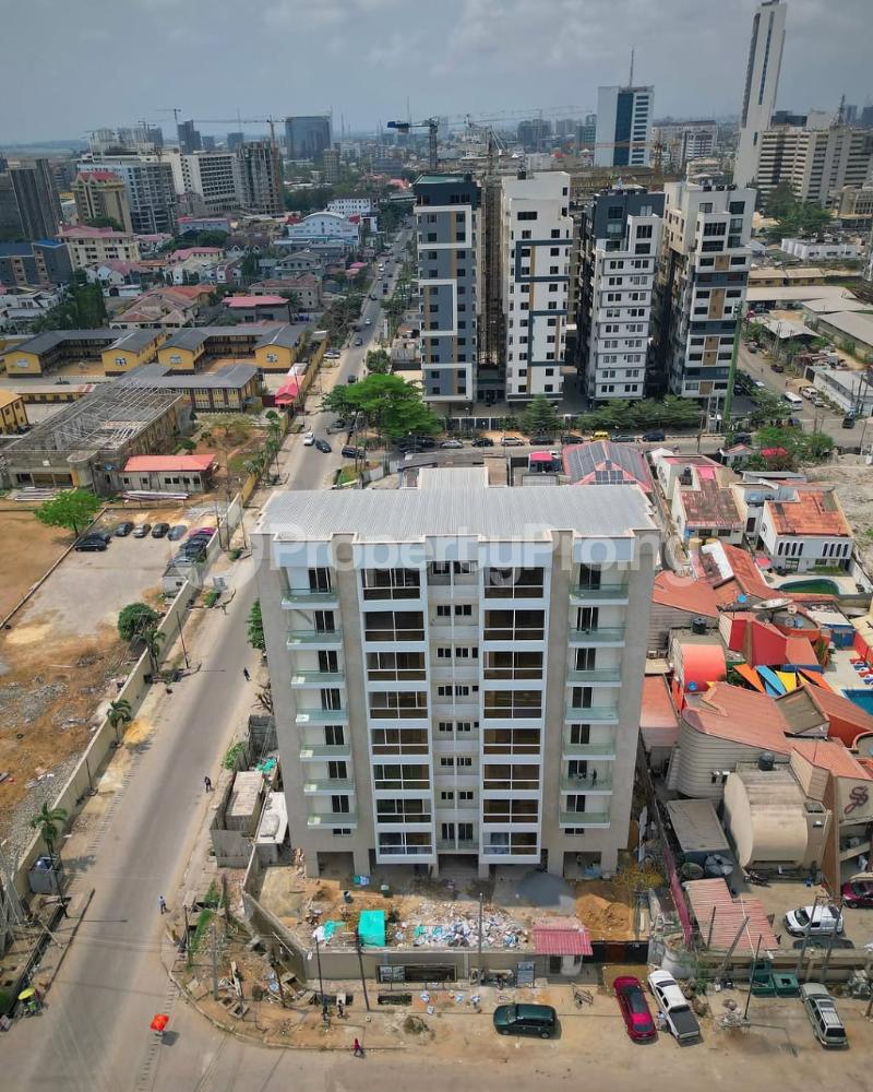 3 bedroom House for sale Ademola Adetokunbo Victoria Island Lagos